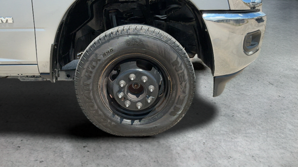 Certified 2024 RAM 3500 Big Horn AWD/4WD image 23