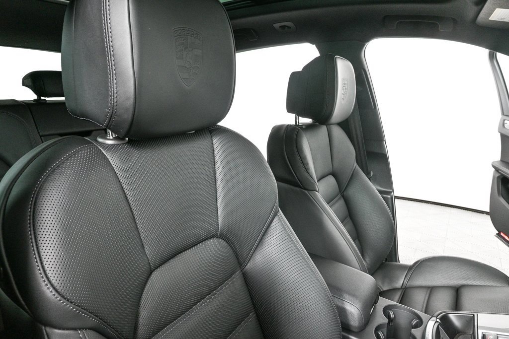 New 2025 Porsche Macan image 23