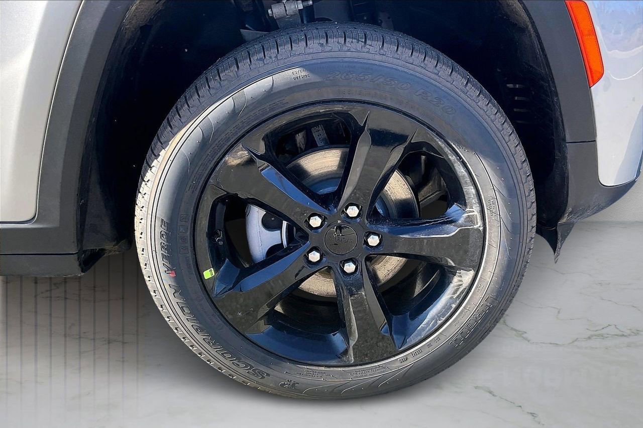 New 2026 Jeep Grand Cherokee Limited w/ Limited Altitude Package image 33