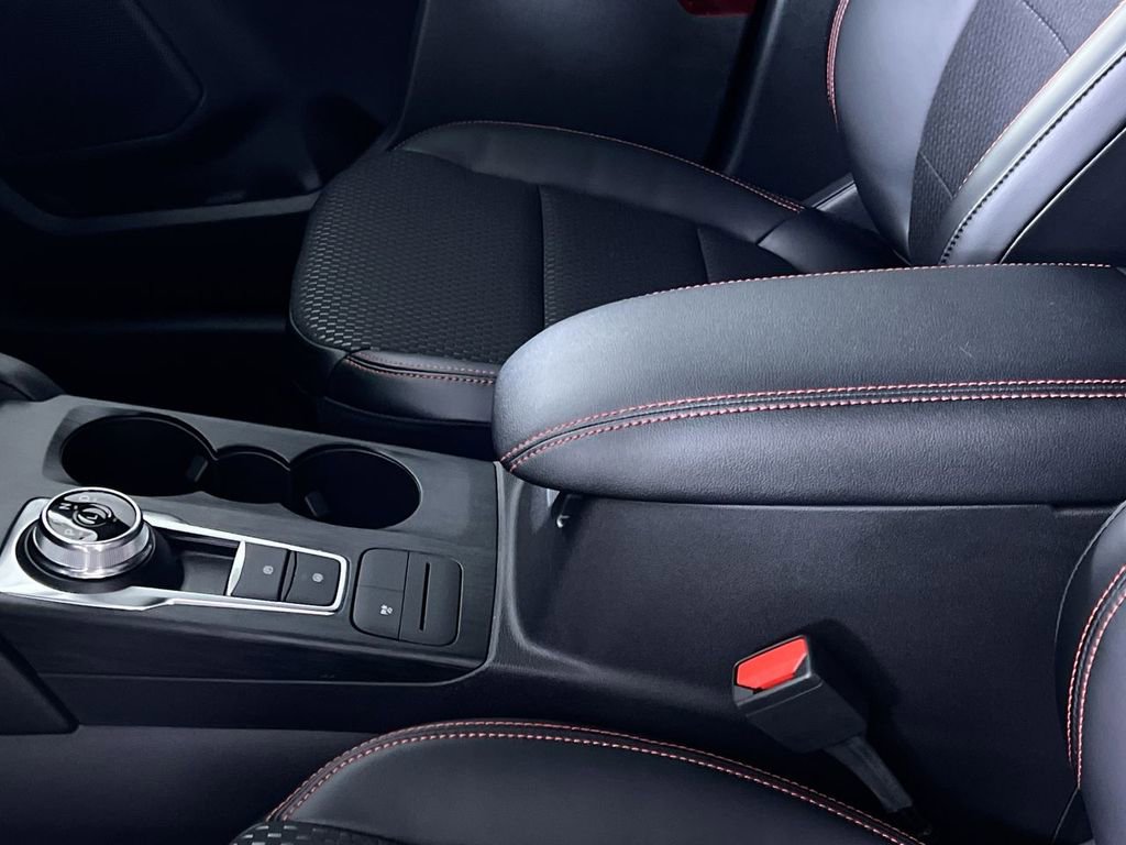 Used 2024 Ford Escape ST-Line w/ Equipment Group 301A image 23