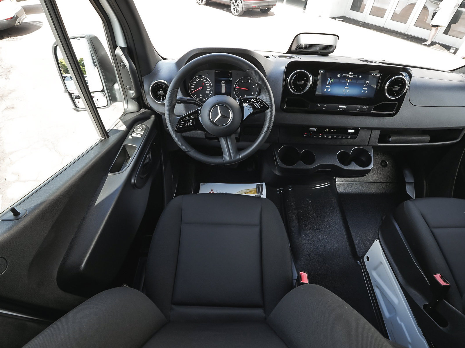 Used 2026 Mercedes-Benz Sprinter 2500 image 30