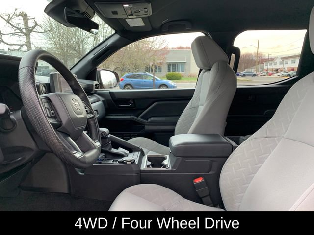 Used 2025 Toyota Tacoma SR5 image 14