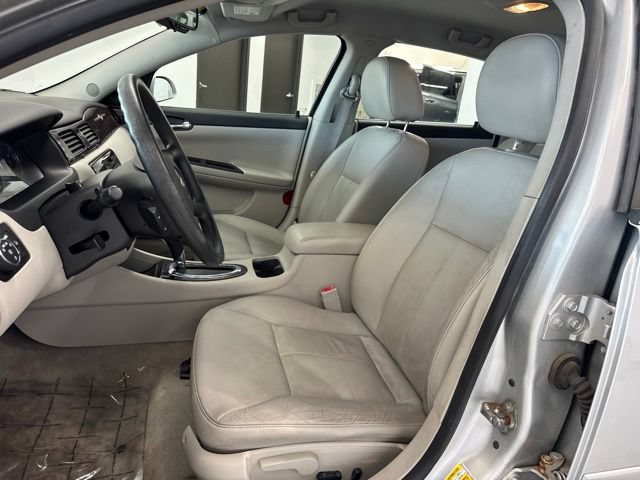 Used 2016 Chevrolet Impala LTZ FWD image 14