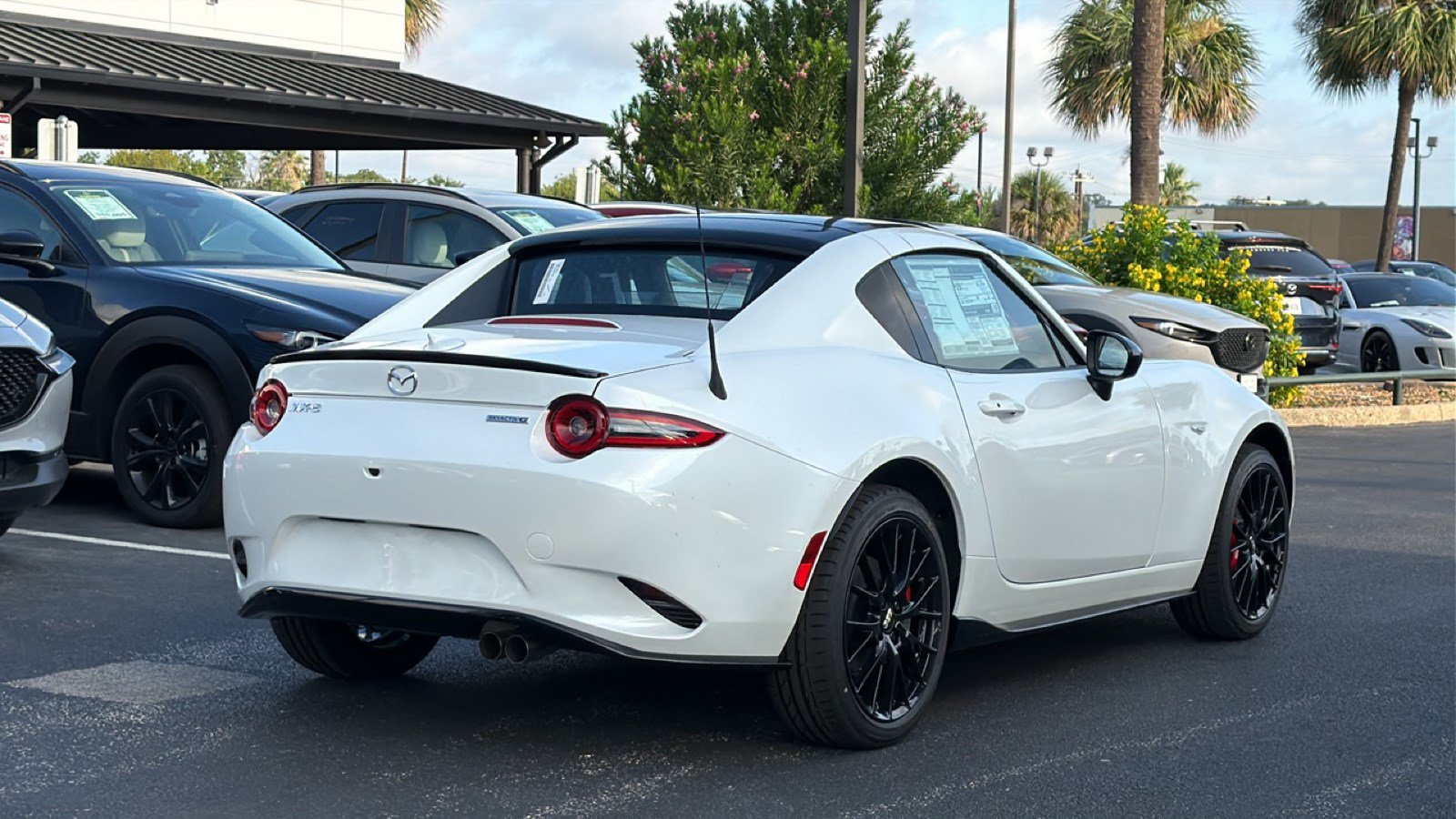 New 2026 MAZDA MX-5 Miata RF Club w/ Interior Package RWD image 4