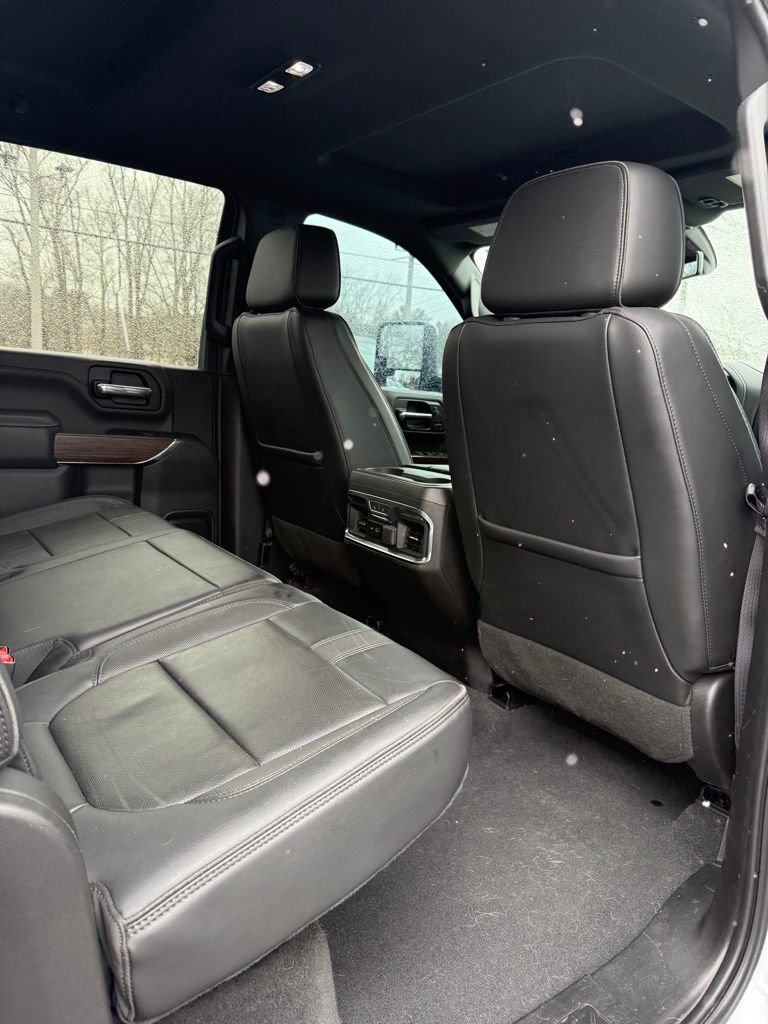 Used 2023 Chevrolet Silverado 2500 High Country w/ Safety Package II image 15