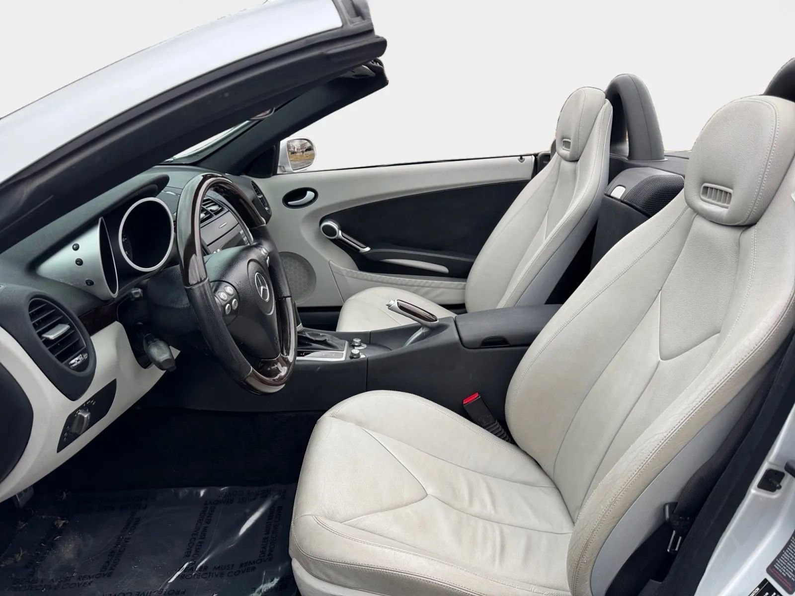 Used 2005 Mercedes-Benz SLK 350 image 11