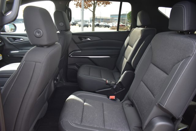 New 2026 Chevrolet Traverse LT w/ Sun and Wheel Package image 15