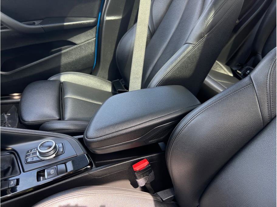 Used 2021 BMW X1 xDrive28i w/ M Sport Package image 16