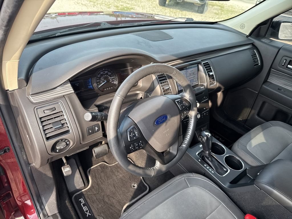 Used 2019 Ford Flex SEL w/ Equipment Group 202A FWD image 13