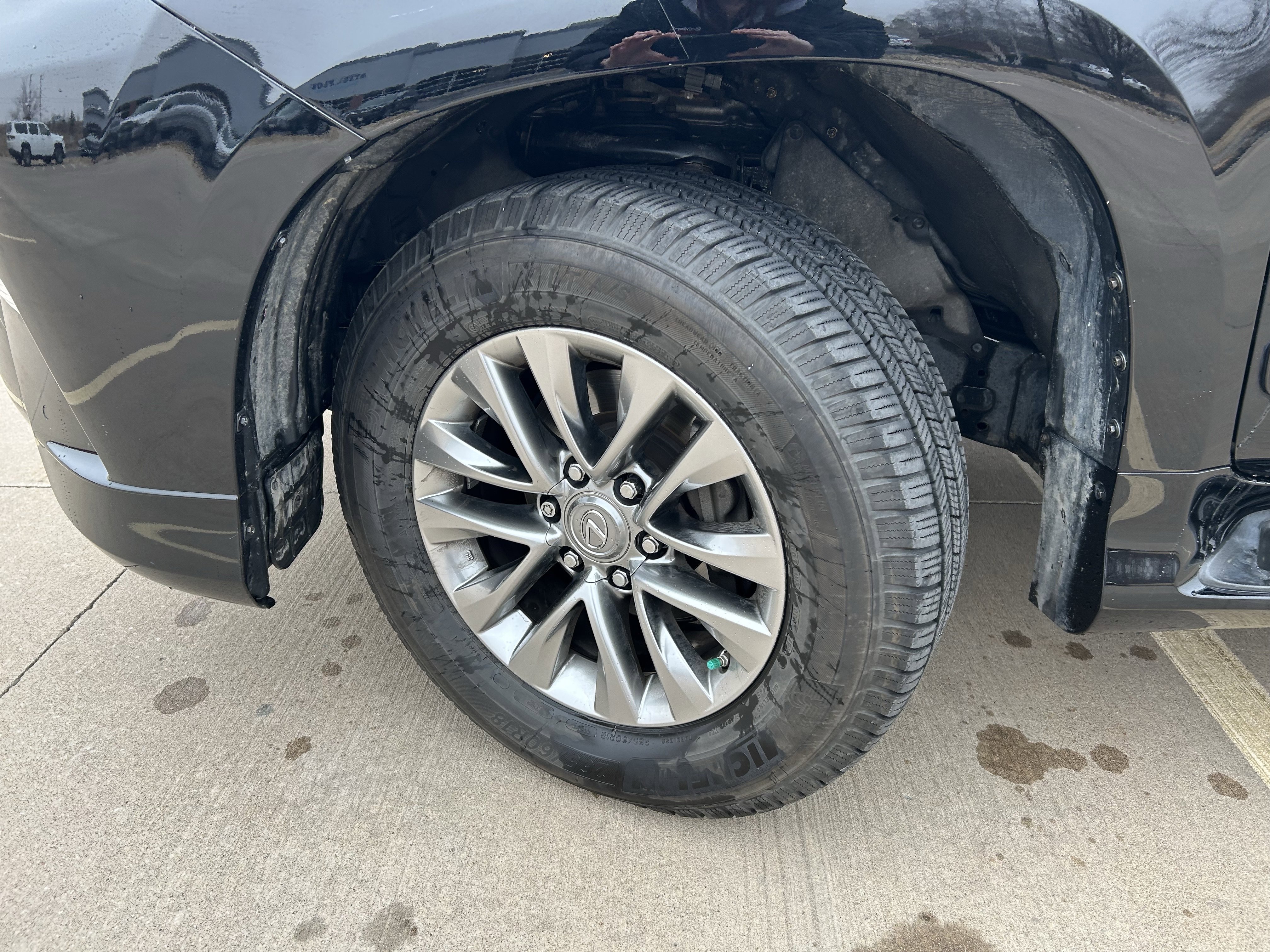 Used 2018 Lexus GX 460 Luxury w/ Preferred Accessory Package image 11