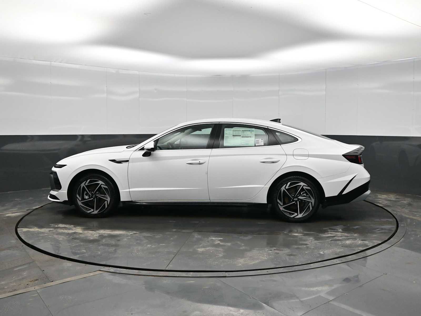 New 2026 Hyundai Sonata SEL image 5