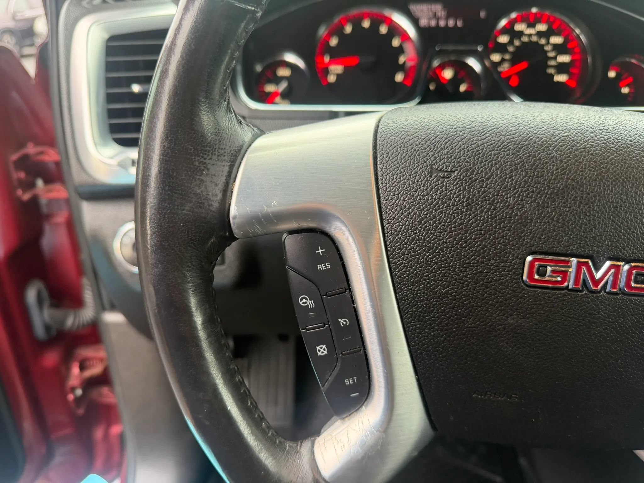 Used 2017 GMC Acadia Limited SLT FWD image 19