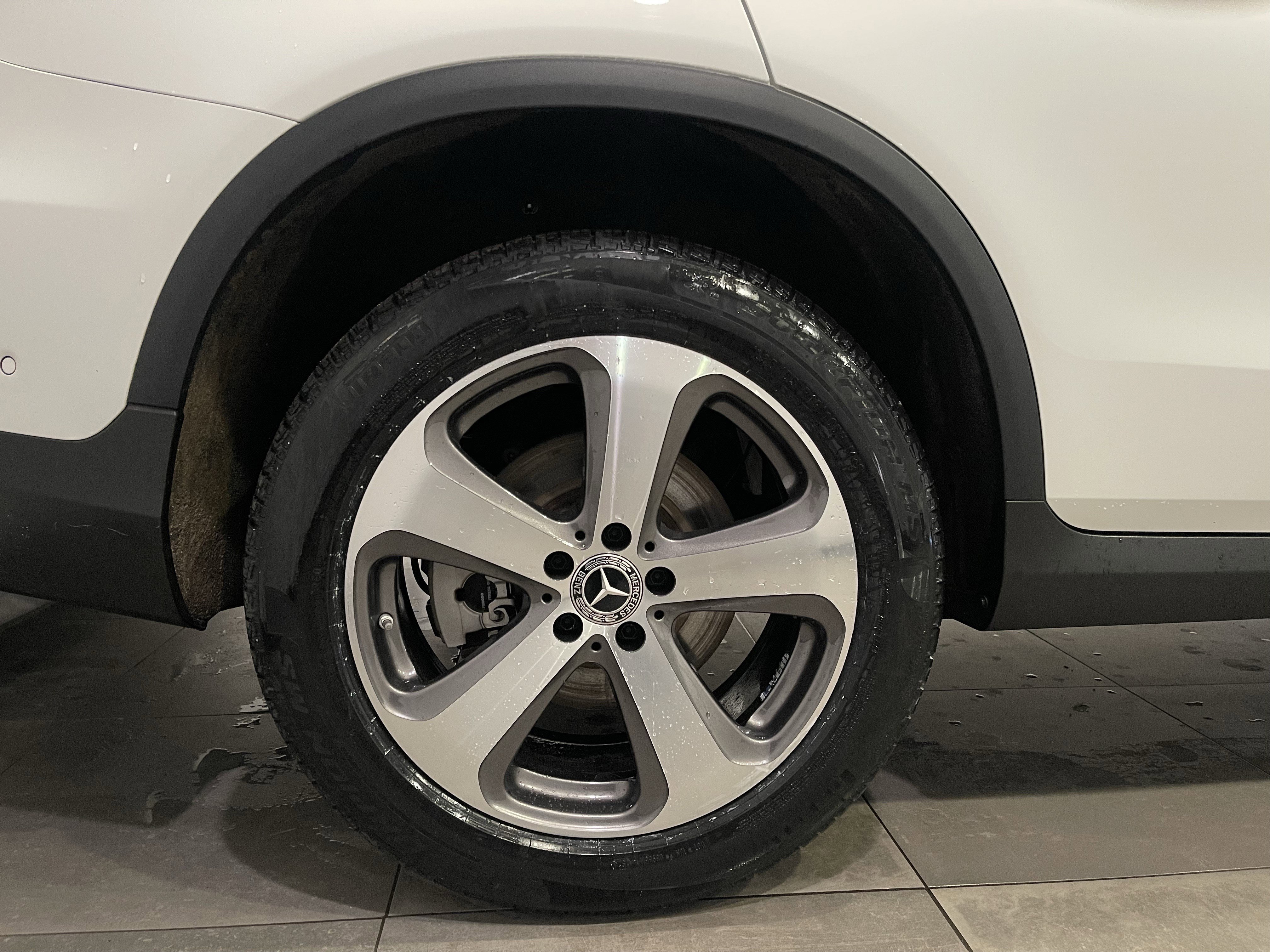 Used 2022 Mercedes-Benz GLC 300 4MATIC image 10