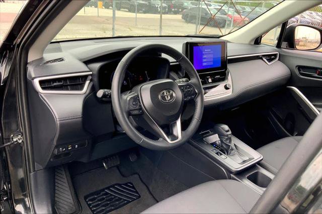 Certified 2026 Toyota Corolla Cross LE FWD image 17