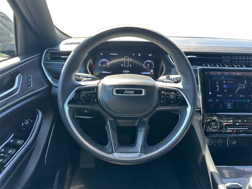 Certified 2023 Jeep Grand Cherokee L Overland image 15