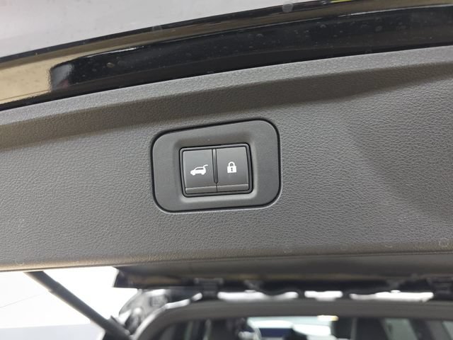 Used 2025 Nissan Armada PRO-4X AWD/4WD image 34
