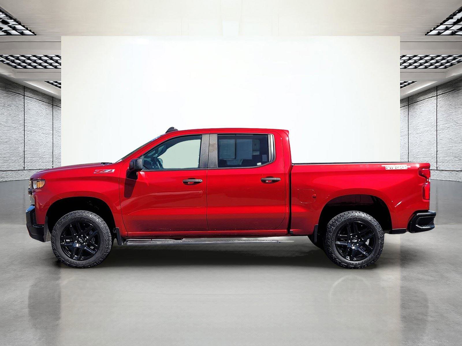 Used 2021 Chevrolet Silverado 1500 Custom Trail Boss w/ LPO, Dark Essentials Package AWD/4WD image 10