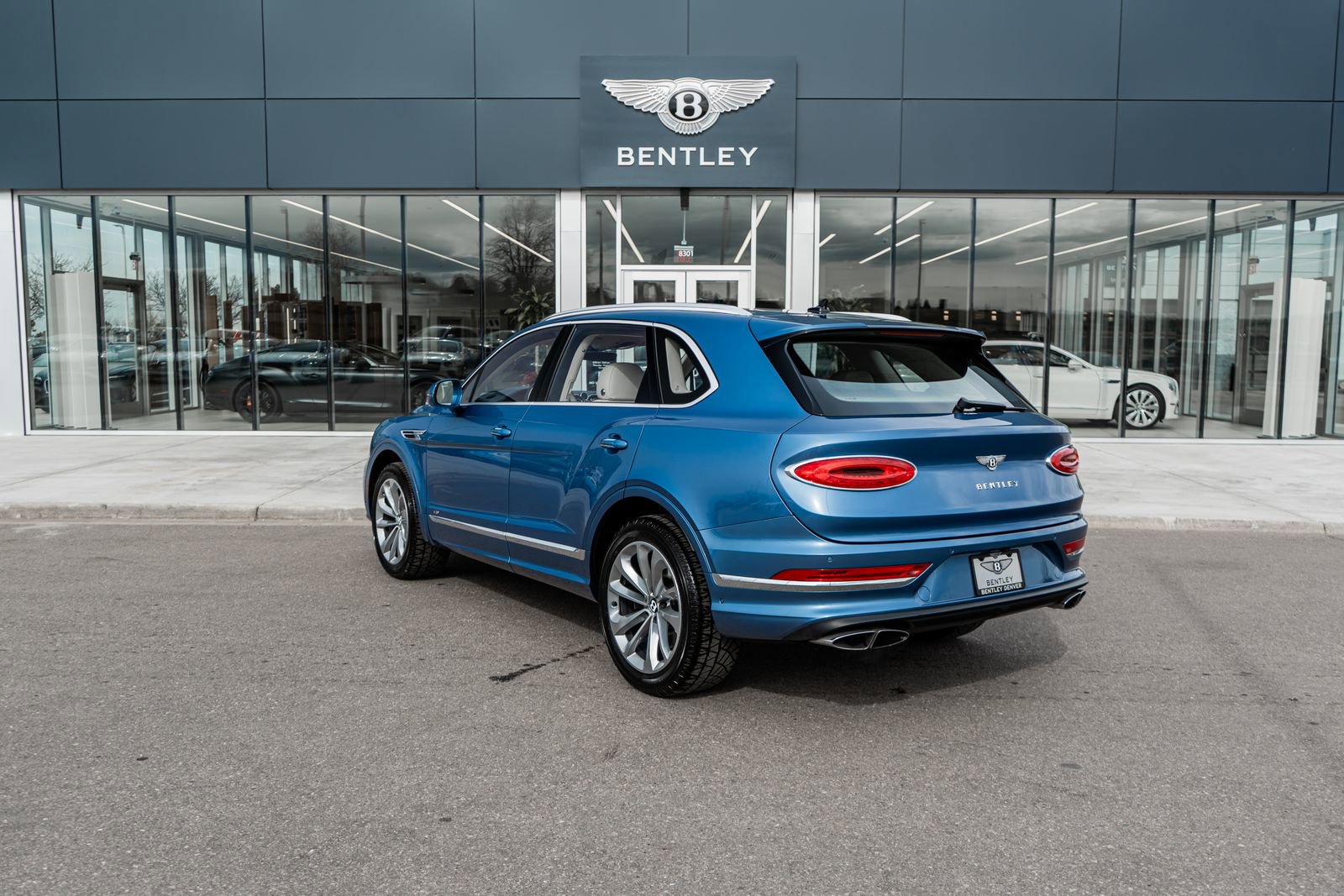 Certified 2022 Bentley Bentayga image 5