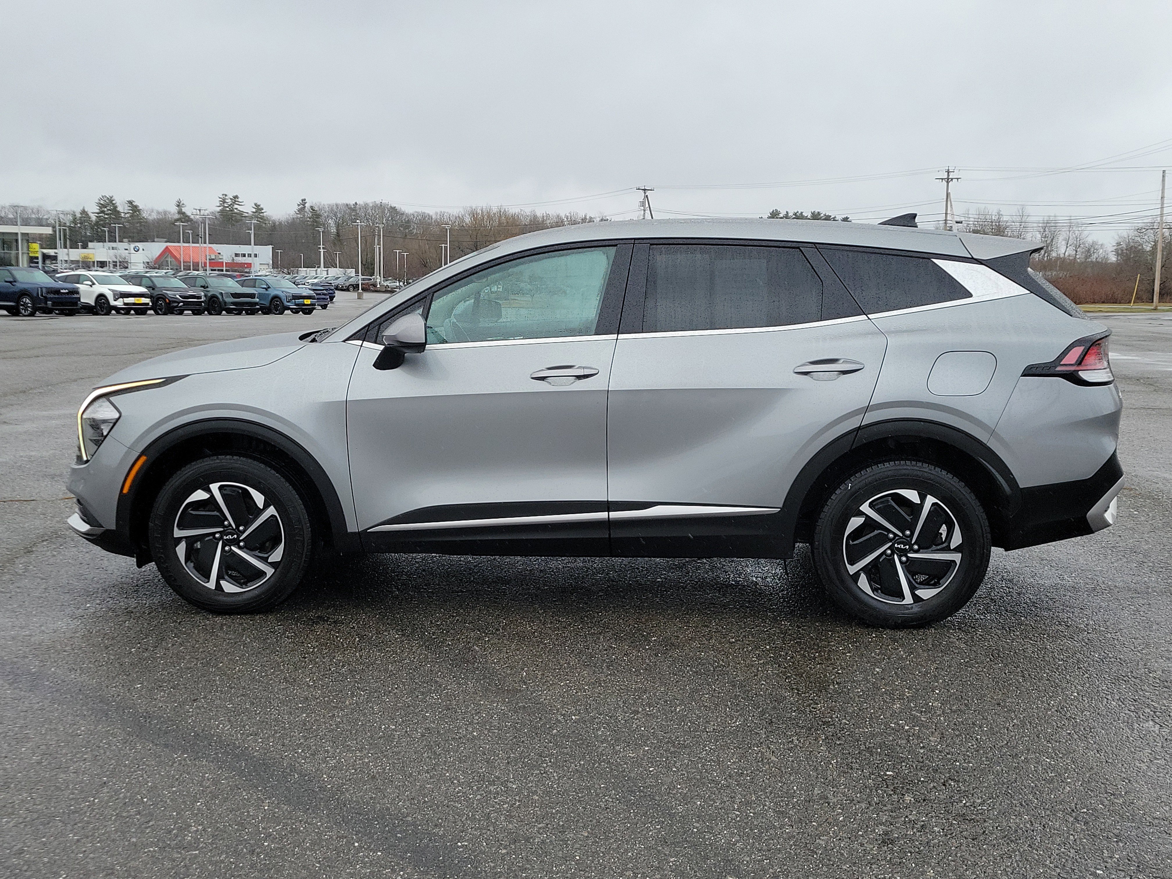 Used 2023 Kia Sportage LX AWD/4WD image 8