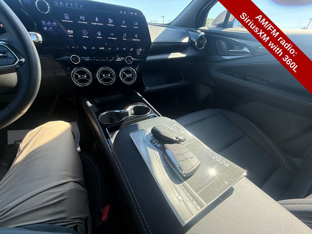 Used 2024 Chevrolet Blazer EV LT AWD/4WD image 33