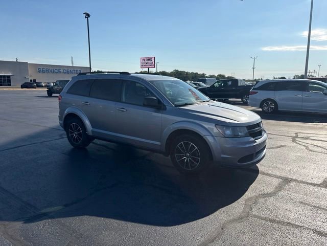 Used 2018 Dodge Journey SE w/ Blacktop Package FWD image 9