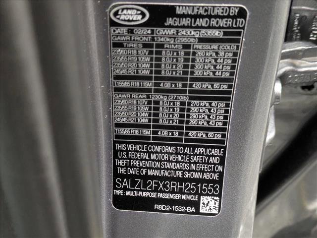 Used 2024 Land Rover Range Rover Evoque Dynamic SE image 16