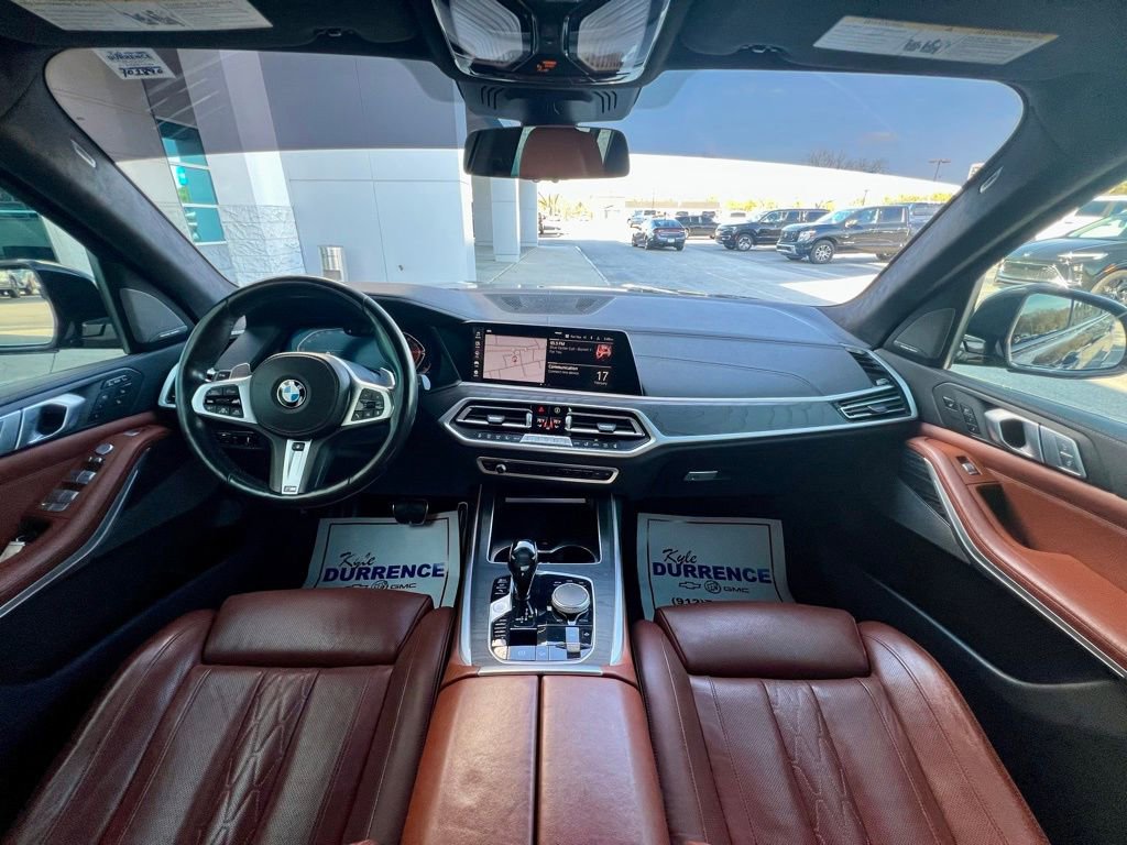 Used 2021 BMW X7 xDrive40i w/ M Sport Package video 2