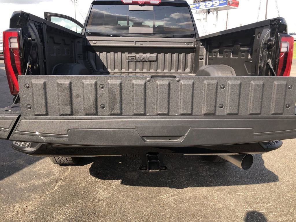 Used 2025 GMC Sierra 2500 Denali Ultimate image 33