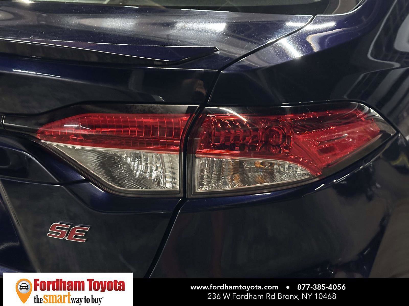 Used 2022 Toyota Corolla SE FWD image 12