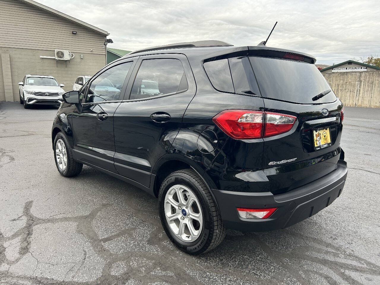 Used 2021 Ford EcoSport SE FWD image 6