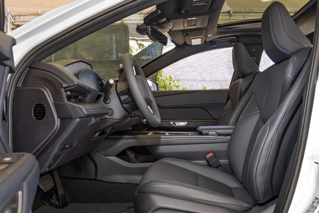 New 2026 Lexus ES 350e w/ Convenience Package FWD image 16