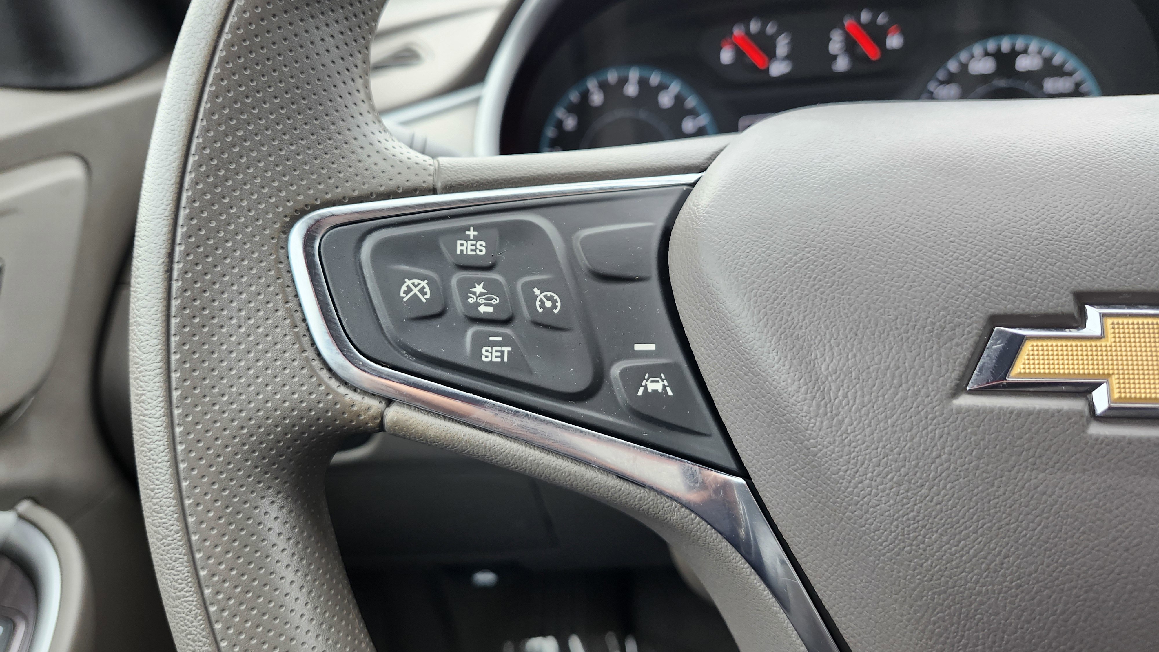 Used 2023 Chevrolet Malibu LS image 33