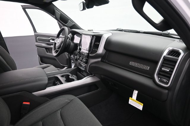 New 2027 RAM 1500 4x4 Crew Cab image 29