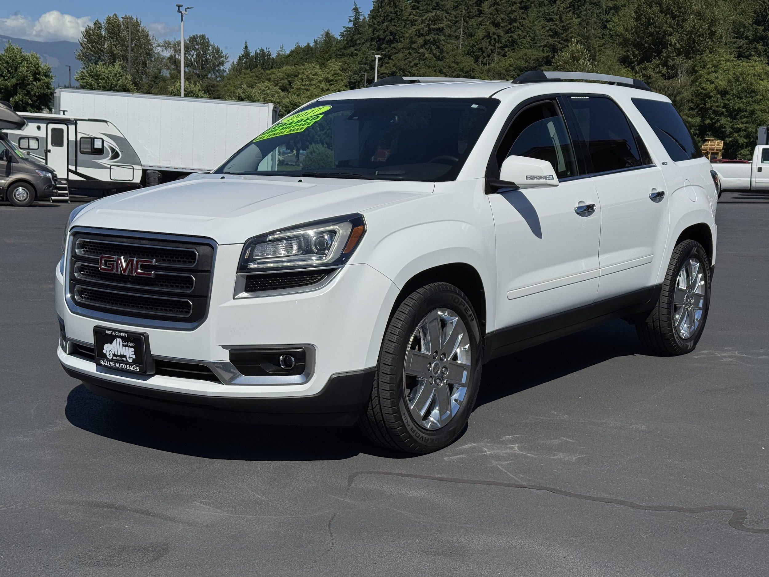 Used 2017 GMC Acadia Limited SLT AWD/4WD image 1