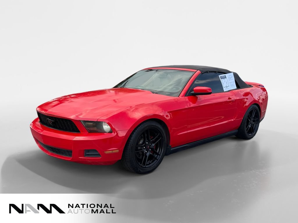 Used 2012 Ford Mustang Convertible RWD image 1