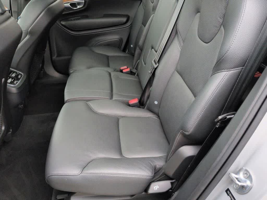 Used 2024 Volvo XC90 B5 Plus AWD/4WD image 20