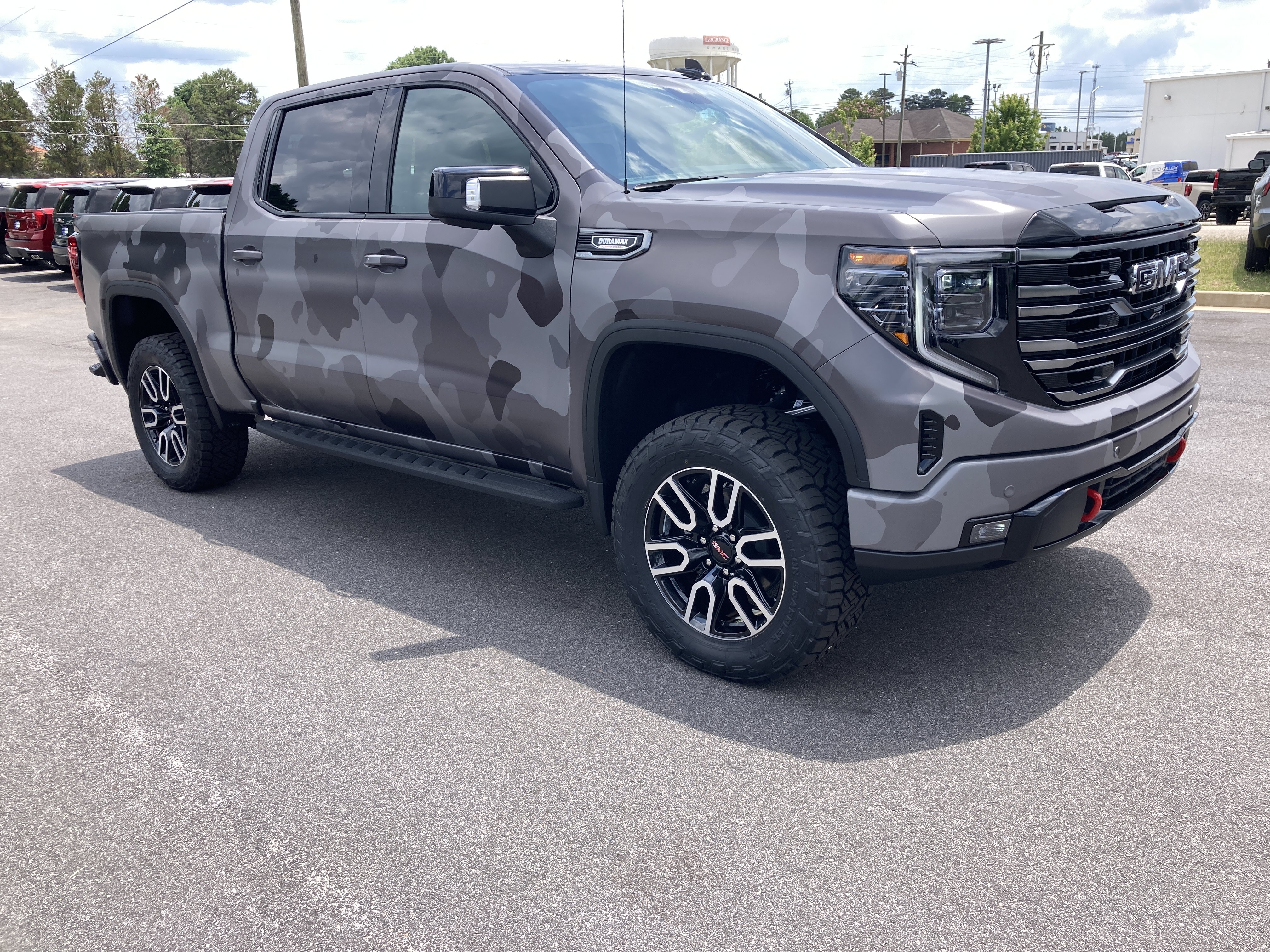 New 2026 GMC Sierra 1500 AT4 w/ AT4 Premium Package AWD/4WD image 3