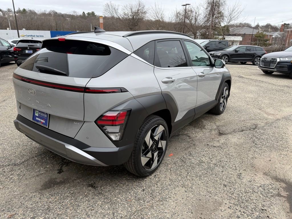 Used 2024 Hyundai Kona Limited FWD image 6