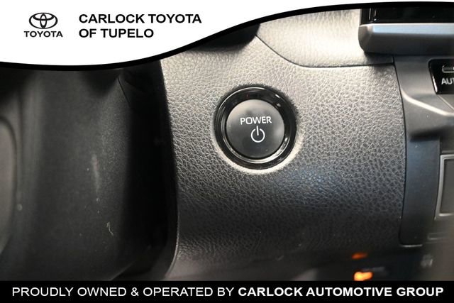 Used 2025 Toyota Camry SE w/ Convenience Package FWD image 17
