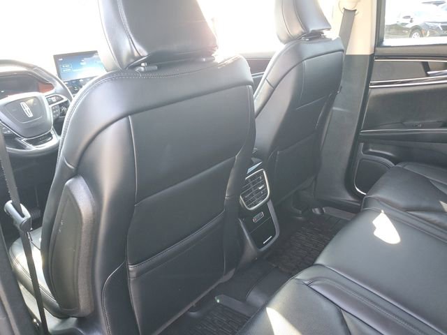 Used 2022 Lincoln Nautilus Reserve FWD image 13