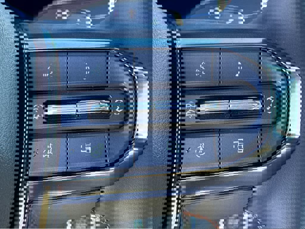 New 2026 GMC Terrain AT4 w/ Convenience Package III image 17