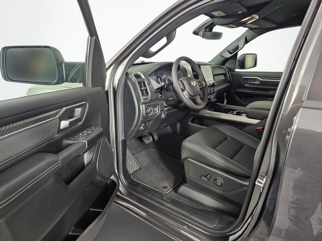 New 2026 RAM 1500 Big Horn AWD/4WD image 22
