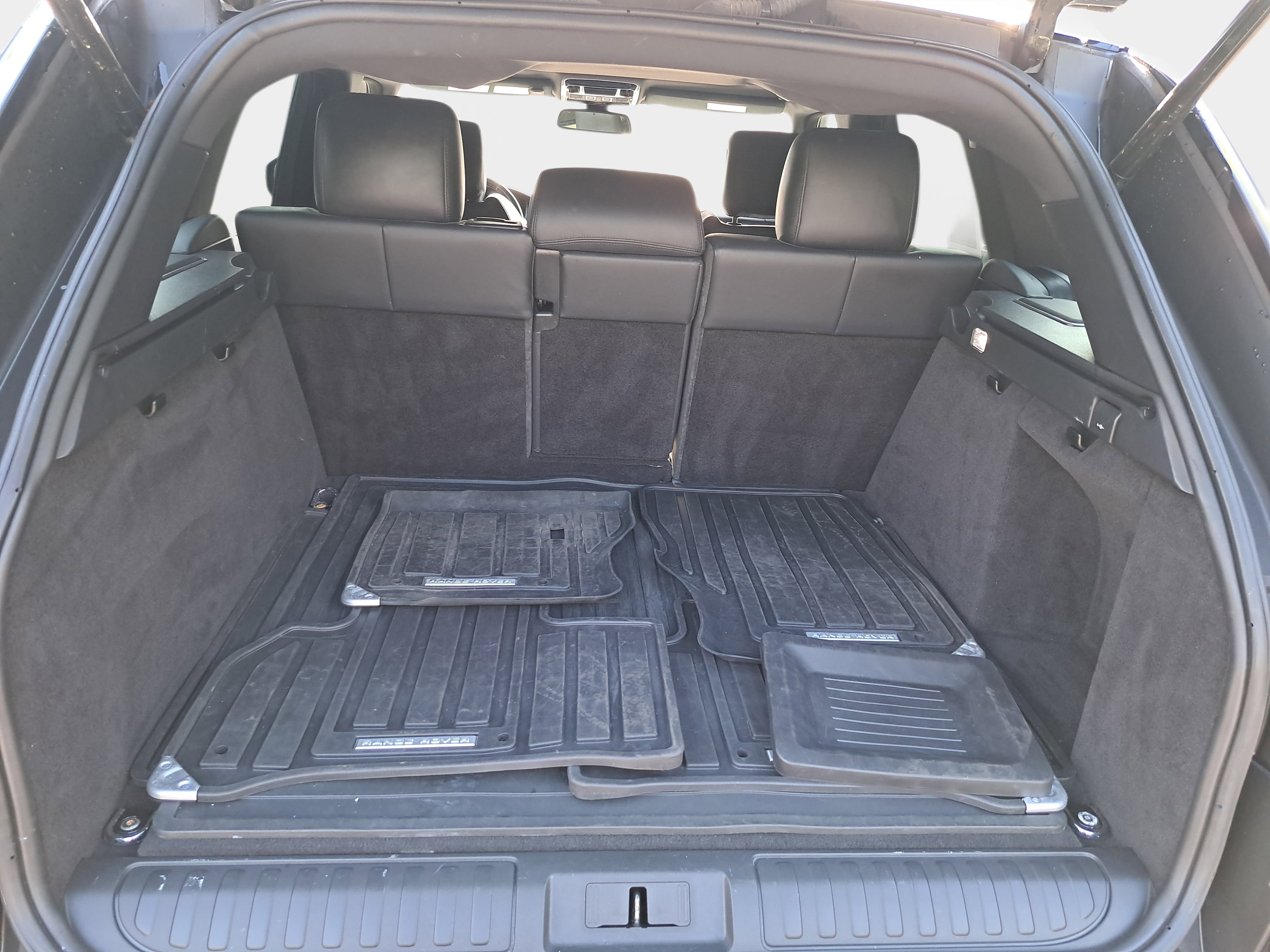 Used 2016 Land Rover Range Rover Sport HSE image 12