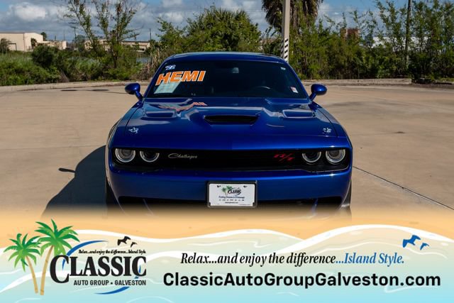 Used 2022 Dodge Challenger R/T Scat Pack image 1
