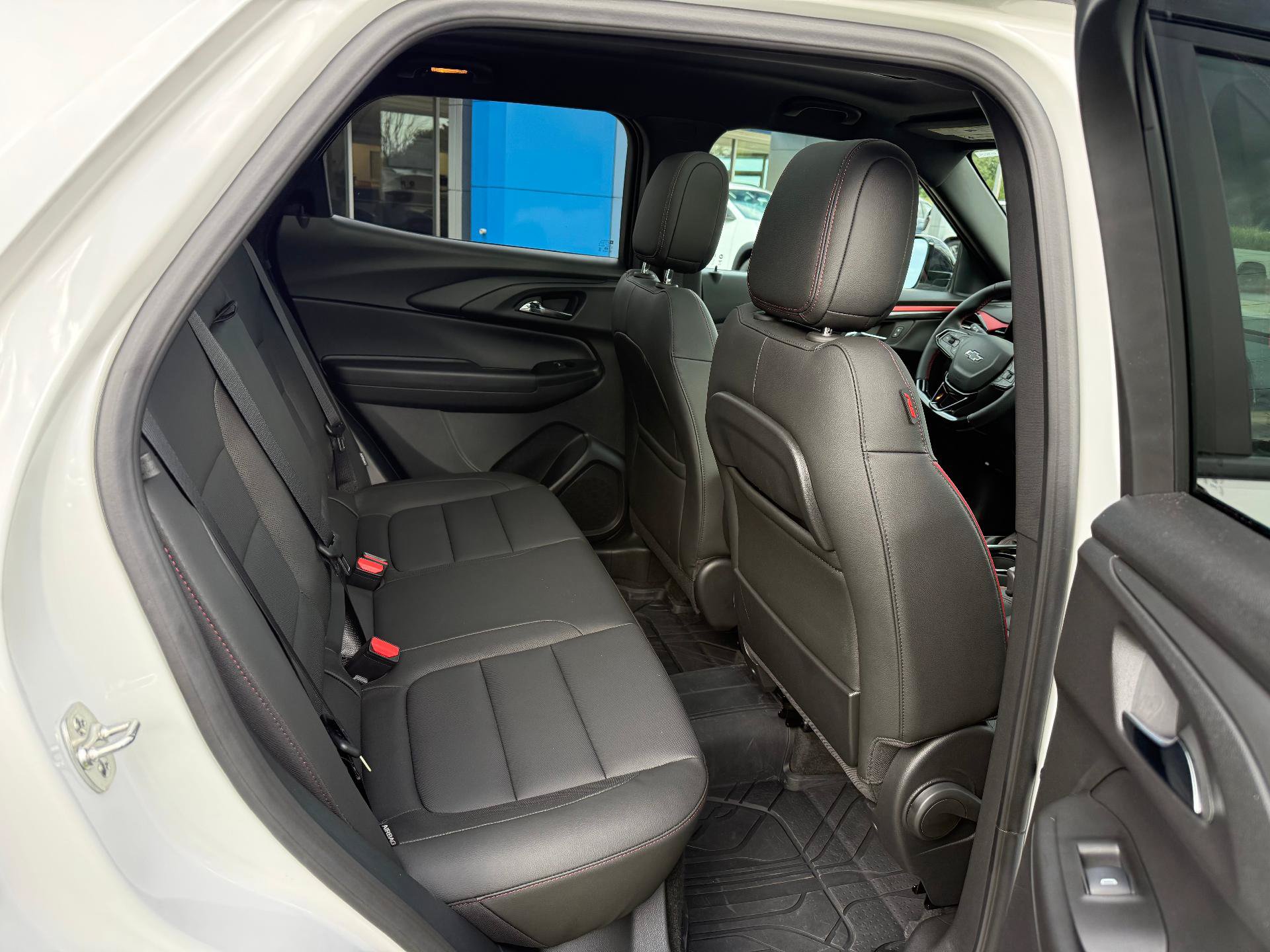 Certified 2024 Chevrolet TrailBlazer RS w/ Convenience Package AWD/4WD image 10