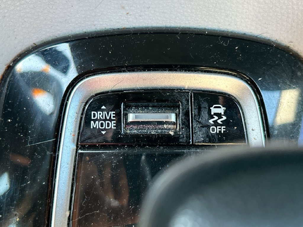 Used 2025 Toyota Corolla SE FWD image 33