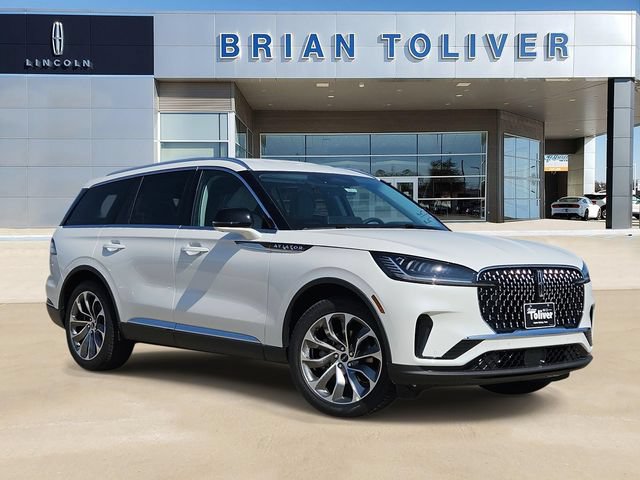New 2026 Lincoln Aviator 2WD