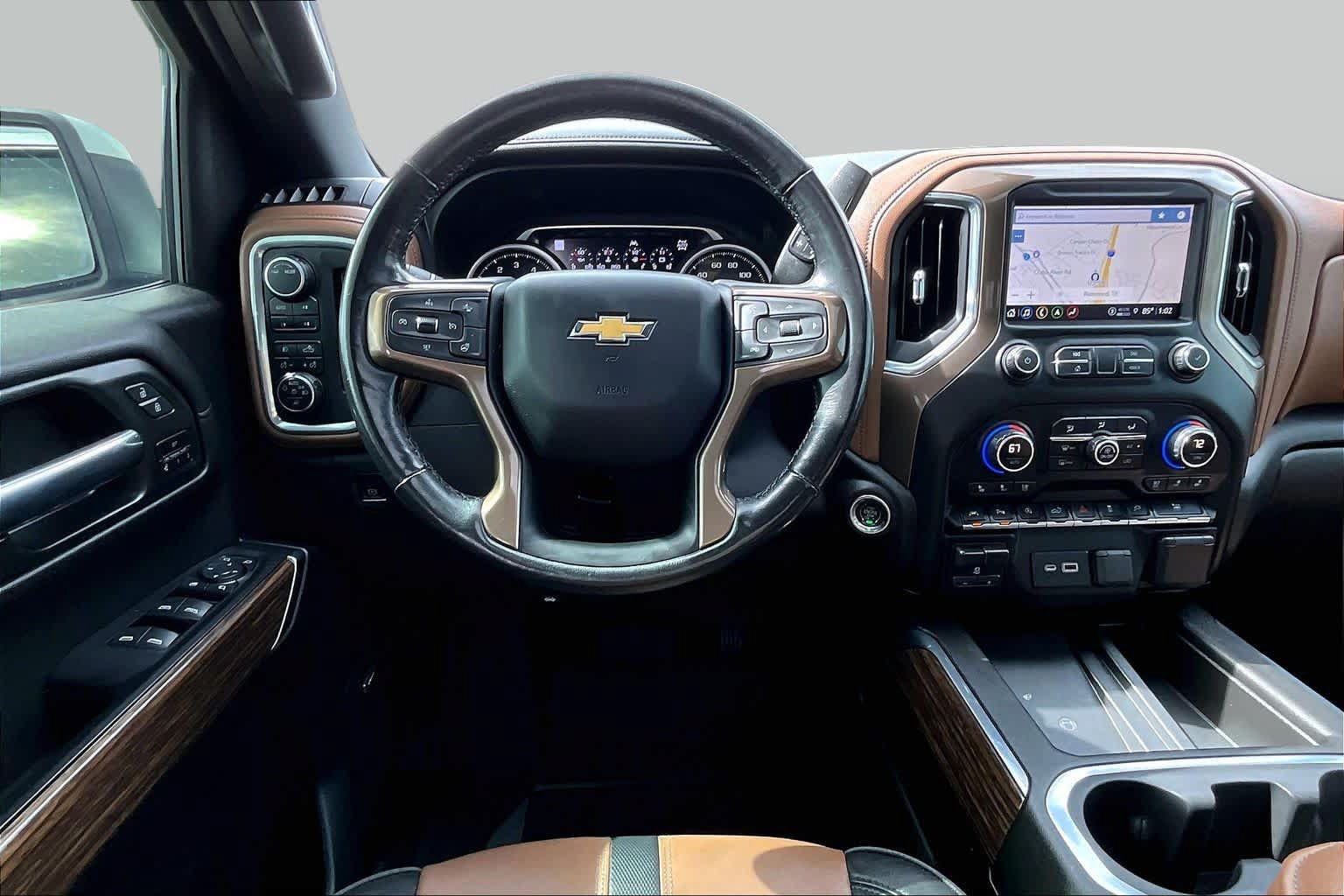 Used 2021 Chevrolet Silverado 1500 High Country w/ Technology Package AWD/4WD image 5