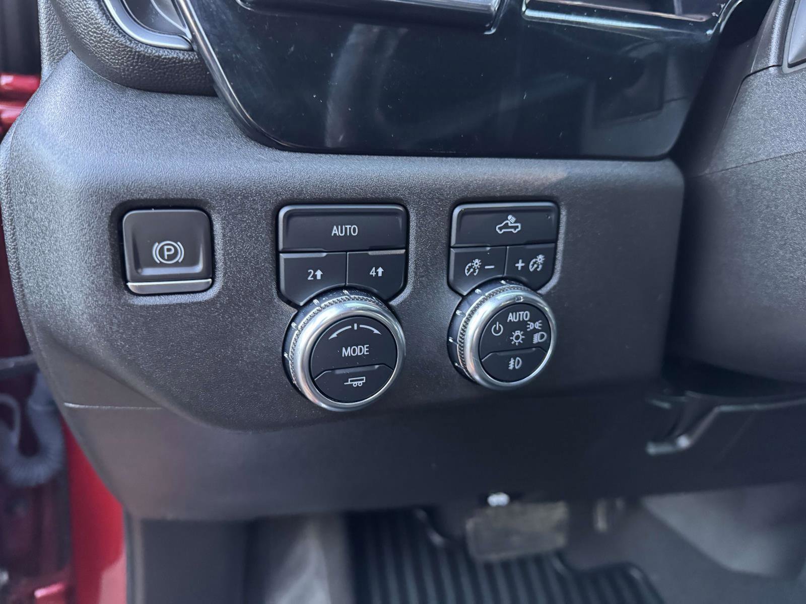 Used 2023 GMC Sierra 1500 Elevation image 28