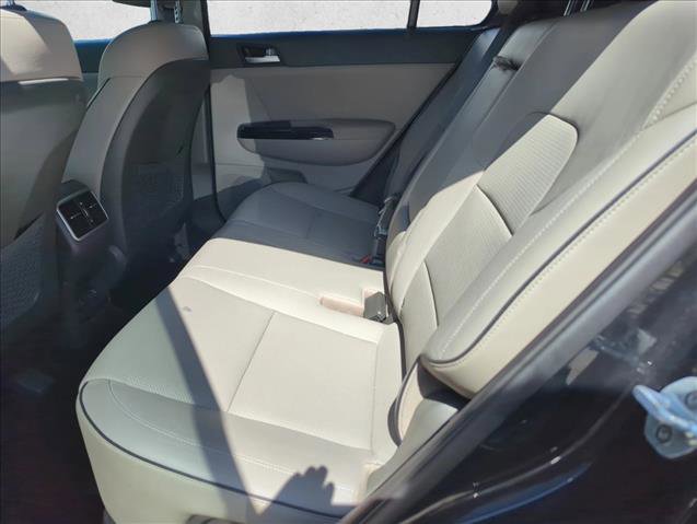 Used 2019 Kia Sportage EX w/ EX Technology Package FWD image 23